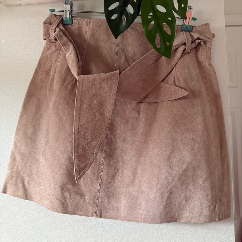Genuine leather skirt
